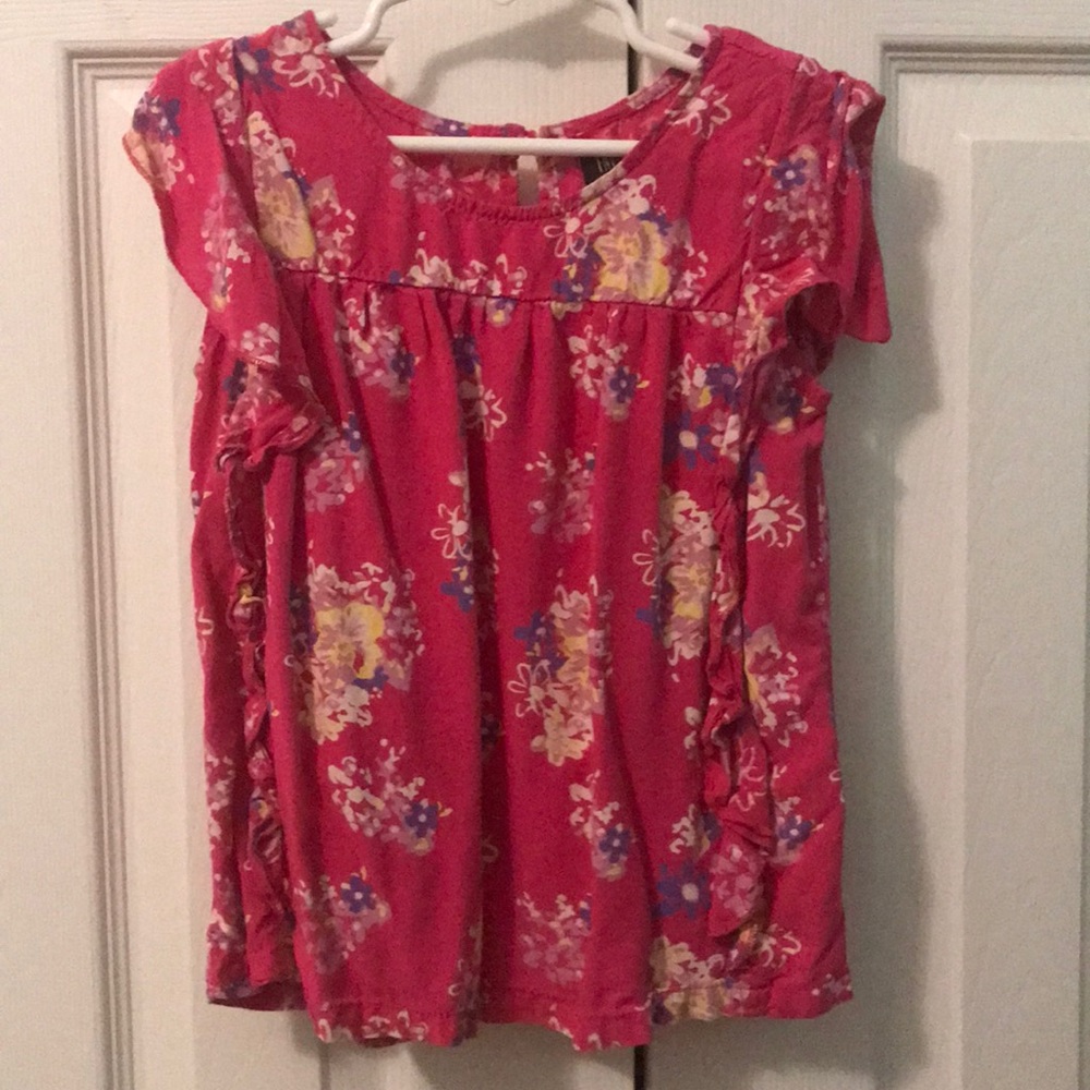 Floral blouse with ruffle details
